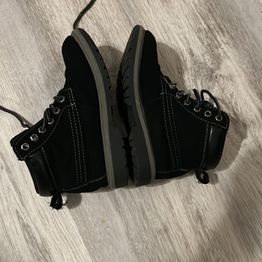 Eddie Bauer black boot size 1M preloved ❤️ - Picture 3 of 12